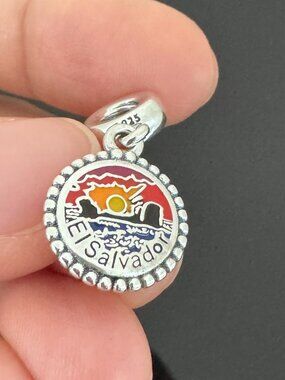 Original Pandora The Republic of El Salvador Charm